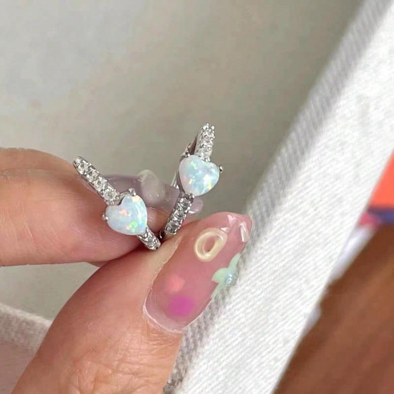 Y2K Heart-Shaped Color Imitation Opal Hoop Earrings For Women Exquisite Huggies Daily Party Accessories Trendy Jewelry