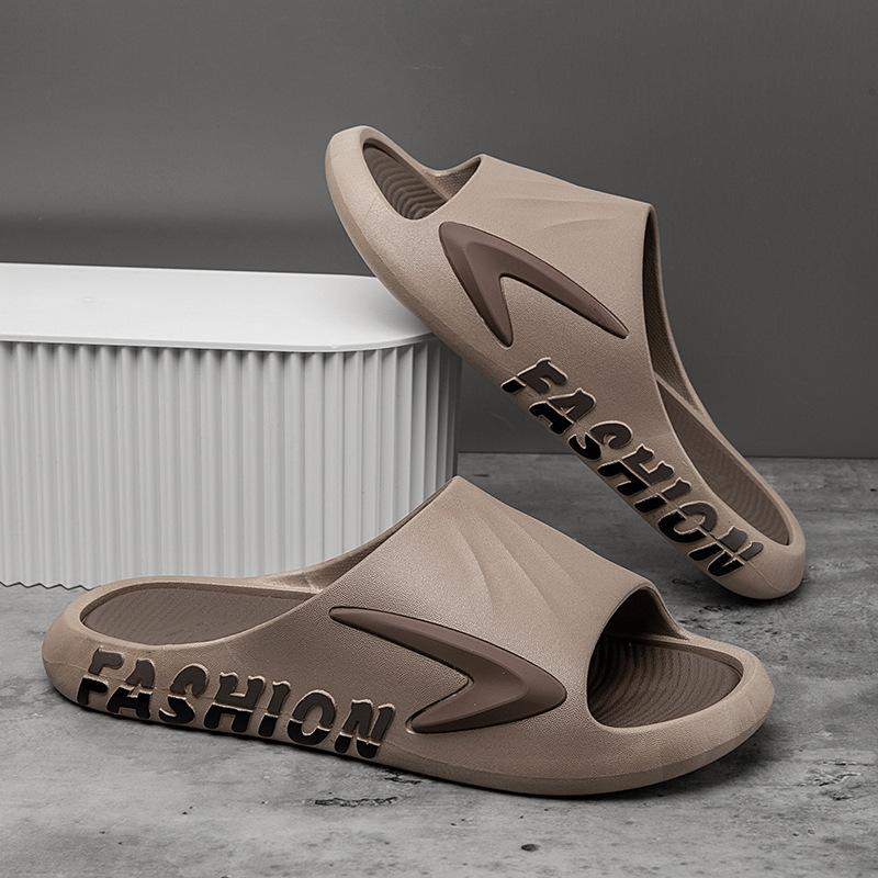 Однословные тапочки мужские летние модные уличные сандалии новые нескользящие износостойкие пляжные мужские крутые тапочки