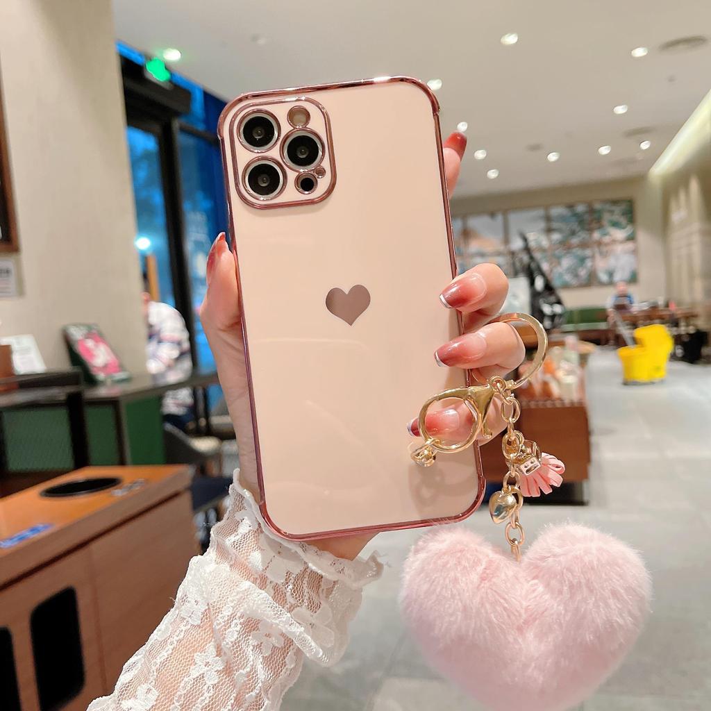 Плюшевый чехол для iPhone 17 Pro Max с крестом и сердцем - Подходит для iPhone 15/16/13/14