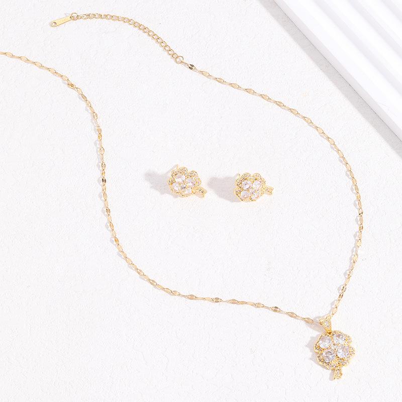 Four-Petal Flower Necklace Women'S Light Luxury High-End Inlaid Zircon Set