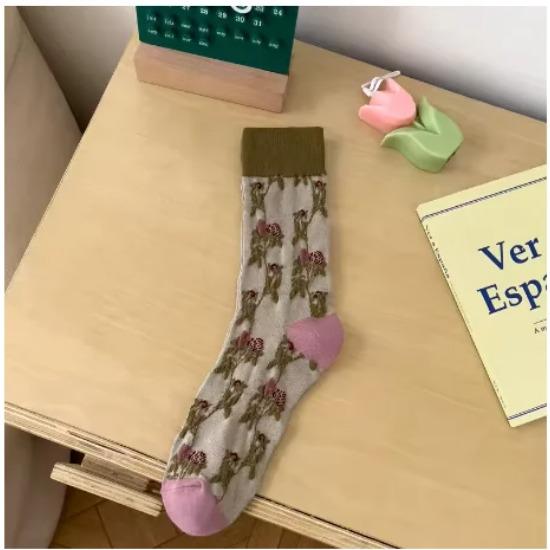 Creative and Fun Cartoon AB Trendy Asymmetric Mandarin Duck Men's and Women's Cotton Socks Medium High Socks