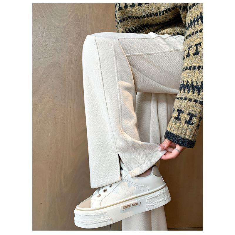 Флисовые брюки прямого покроя с узором «елочка» и широким вырезом