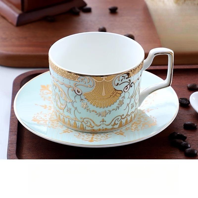 Кофейная чашка и блюдце класса люкс с ложкой, фарфоровая чайная чашка из костяного фарфора с золотой отделкой, 250 мл фарфоровая кофейная кружка с ручкой