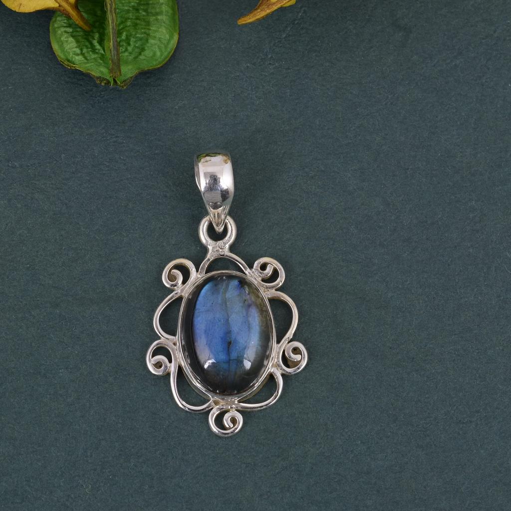 Labradorite Pendant Oval Cabochon Solid 925 Sterling Silver Gemstone Pendant Without Chain Jewelry For Women or Girls - 5.37 Gms