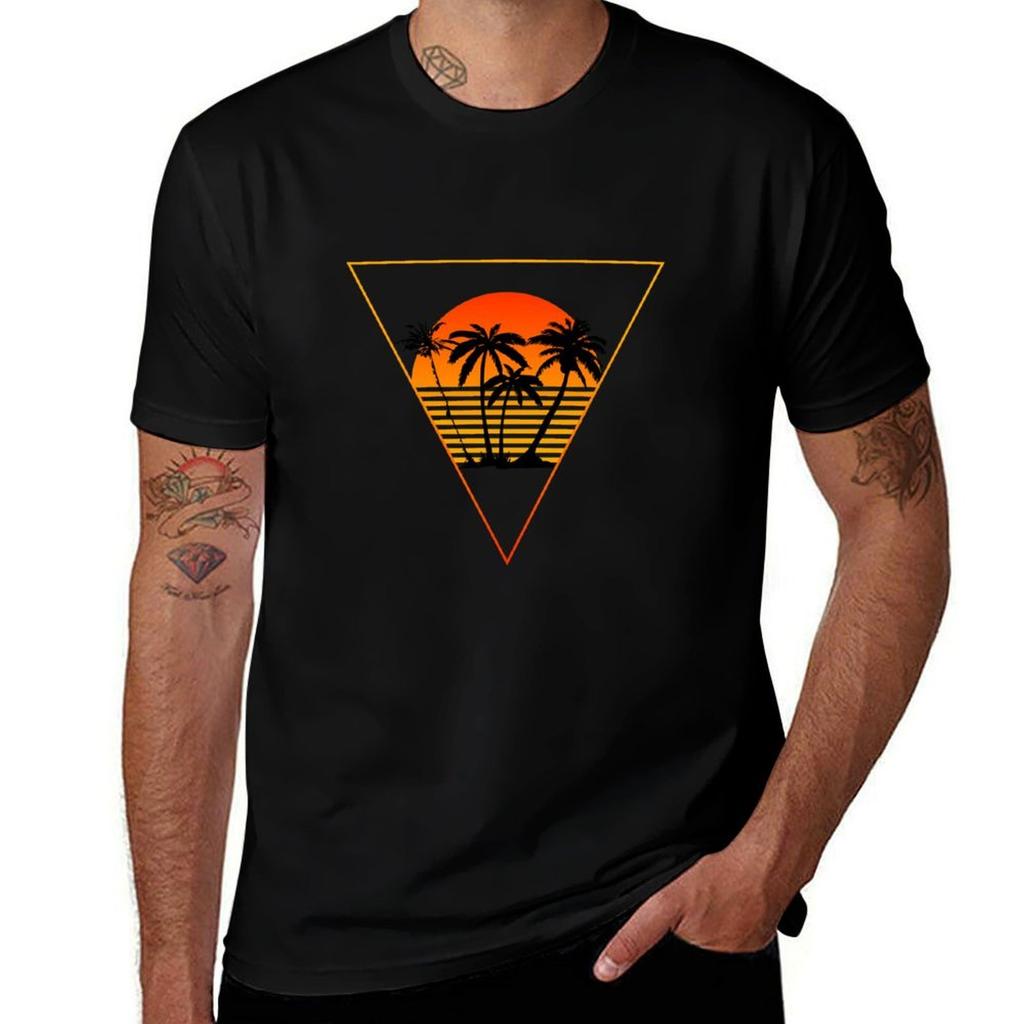 Retrowave Synthwave 80s Design For The Eighties Music Lovers TShirt Lightweight Sport Basic TShirt