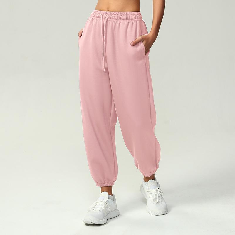 Женские спортивные брюки с манжетами из мягкого воздушного слоя: Идеально для фитнеса на открытом воздухе, бега и ношения осенью/зимой