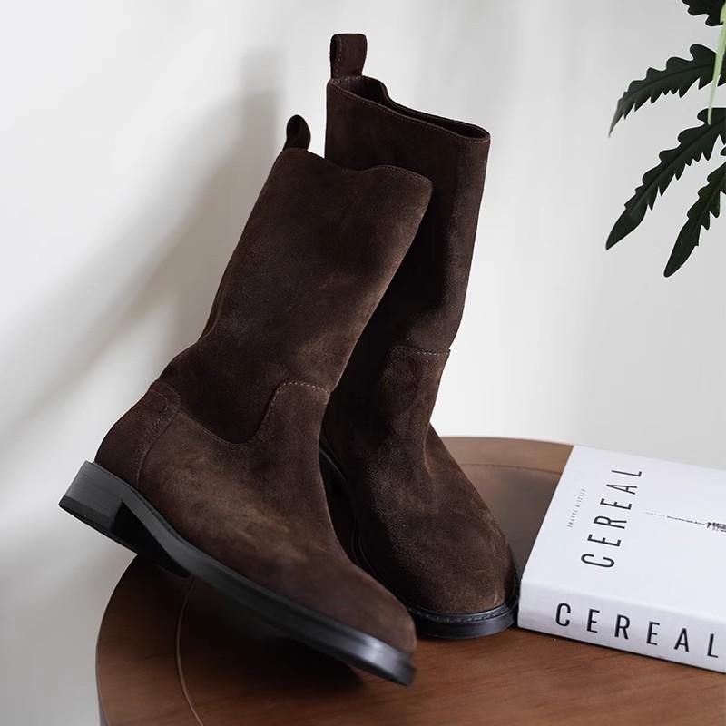 Корейская версия женских ботинок-сигарет ручной работы, новые кожаные ботинки средней высоты в стиле ретро, ботинки-рыцари прямого силуэта, одинарные ботинки осень-зима 2025