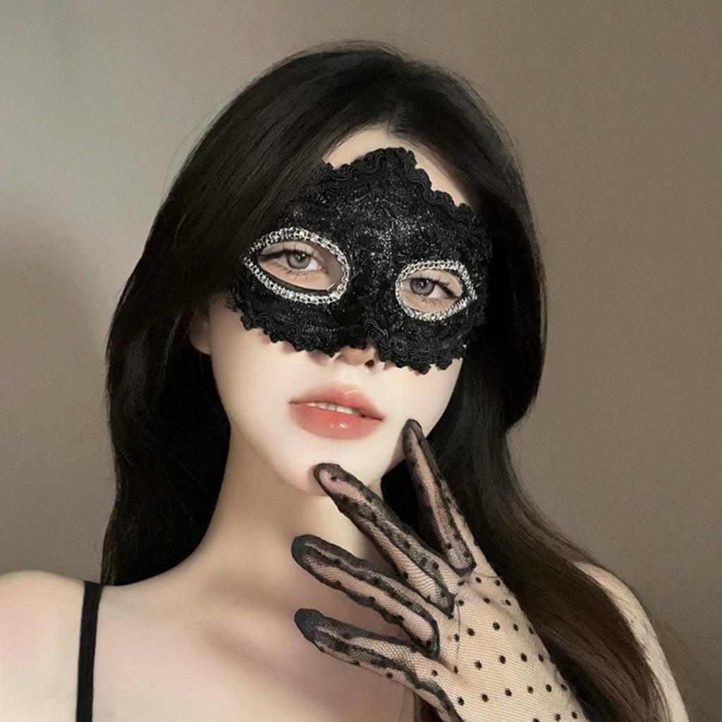 Сексуальная кружевная полумаска с перьями - аксессуар для макияжа на Хэллоуин и маскарада