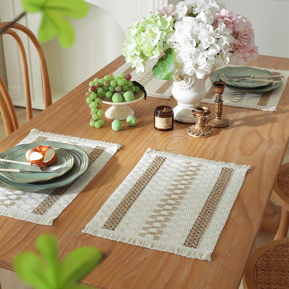 New cotton and linen rope placemat, festival placemat, woven color matching striped fringed bowl mat, spot.