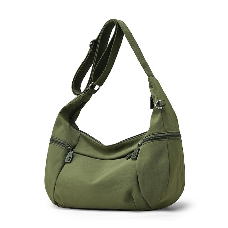 Trendy Large Capacity Dumpling Shaped Shoulder Bag for Women Commuter Casual Versatile Crossbody Bag Lightweight Sports Bag