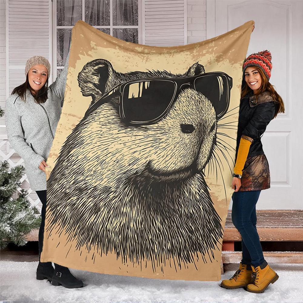 1pc Sunglasses Capybara Print Throw Blanket Polyester Fiber, Lightweight Flannel, Soft & Warm, All Season Use for Outdoor, Camping Digital Print