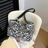 Summer Fashion Trend Zebra Print Leopard Print Design Casual Large Capacity Women Tote Bag Shoulder Armpit Bag