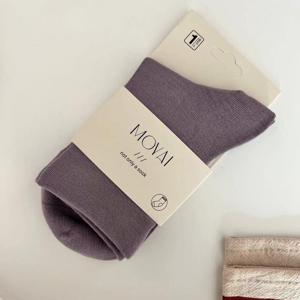 Spring And Autumn Lycra Fabric Mid-Leg Socks Solid Color Loose Lip Couple Casual Socks Soft And Comfortable Socks