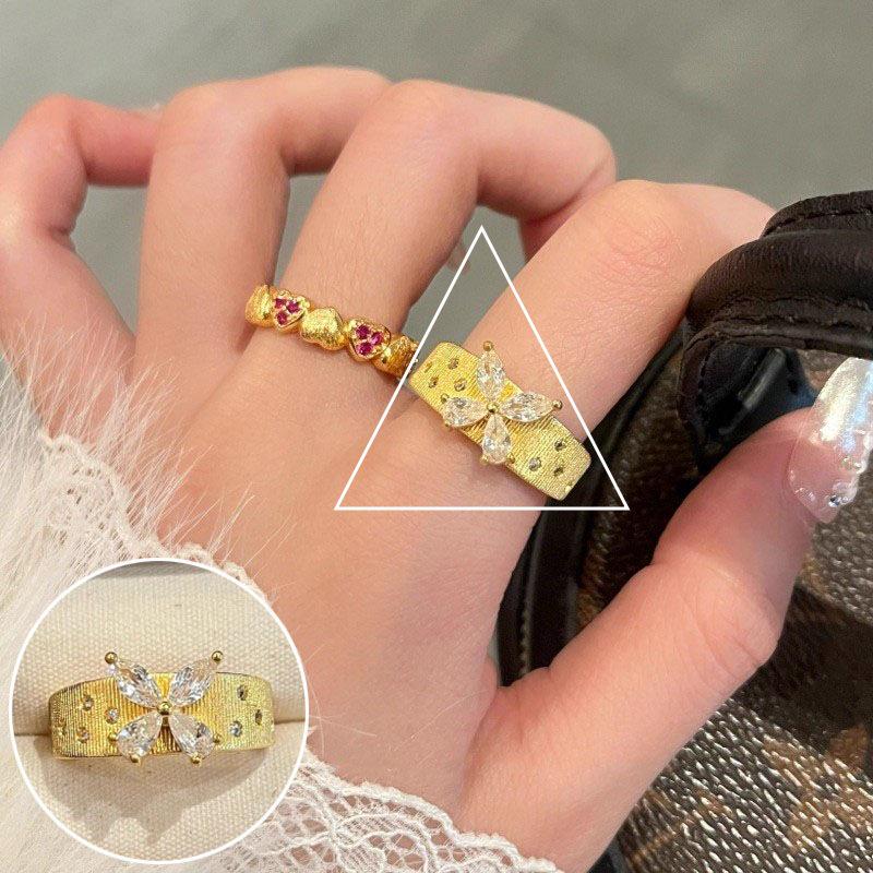 Элегантное посеребренное кольцо S925 светло-голубого цвета с открытым дизайном для женщин - Универсальное, модное и роскошное кольцо на указательный палец.