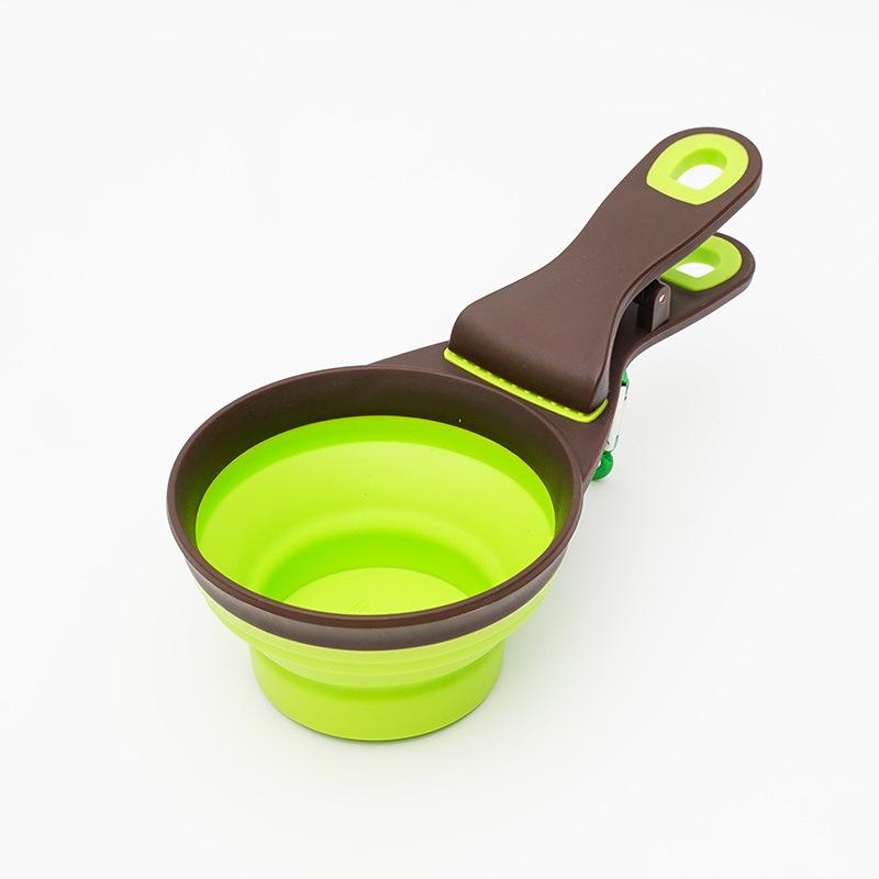 Silicone folding dog food spoon pet spoon with sealing clip food shovel cat food spoon pet supplies