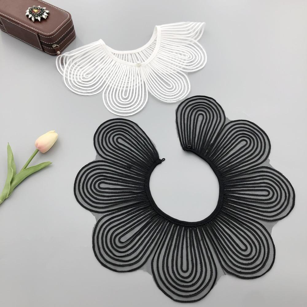 Solid Color Detachable Fake Collar Cloth Decorative Breathable Lace Detachable Collar Pearl Button Shoulder Wraps Ladies