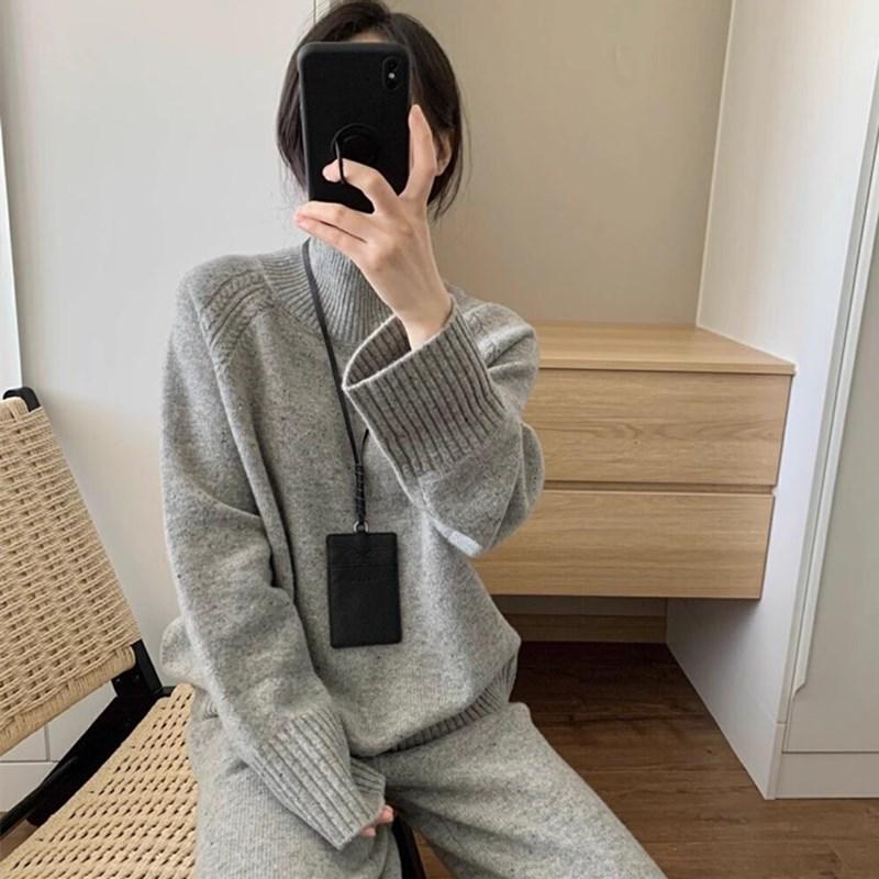 Женский осенне-зимний кардиган из рыхлой вязки шерсти: Универсальный облегающий пуловер