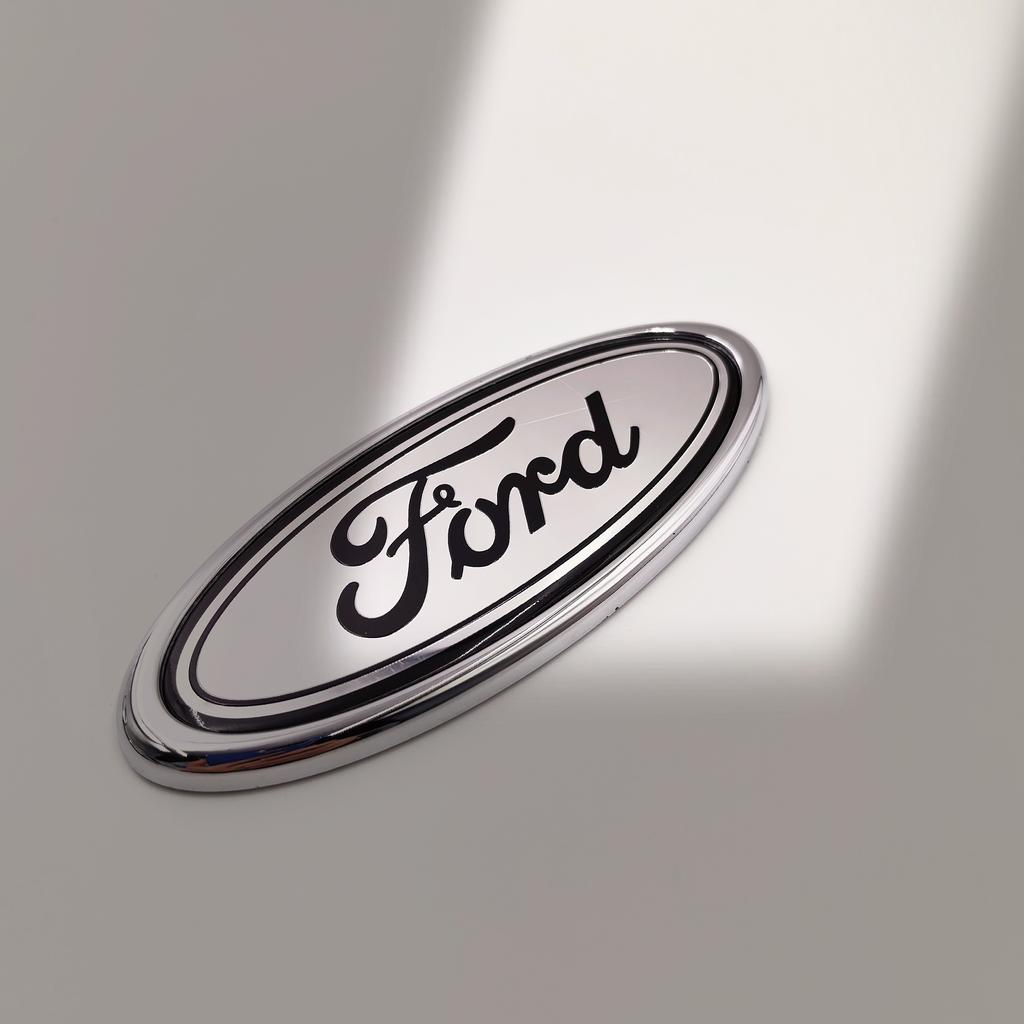 145mm Car Badge Front Grille Rear Trunk Hood Lid Logo Decor Cover Emblem For Ford Focus mk Fiesta Ranger Mondeo S-MAX Kuga Edge