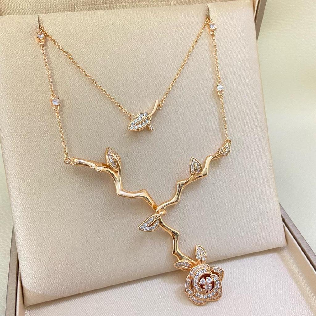 2025 Elegant Rose Vine Fairy Necklace: Gold Water Wave Chain with Fine Flower Petal Design