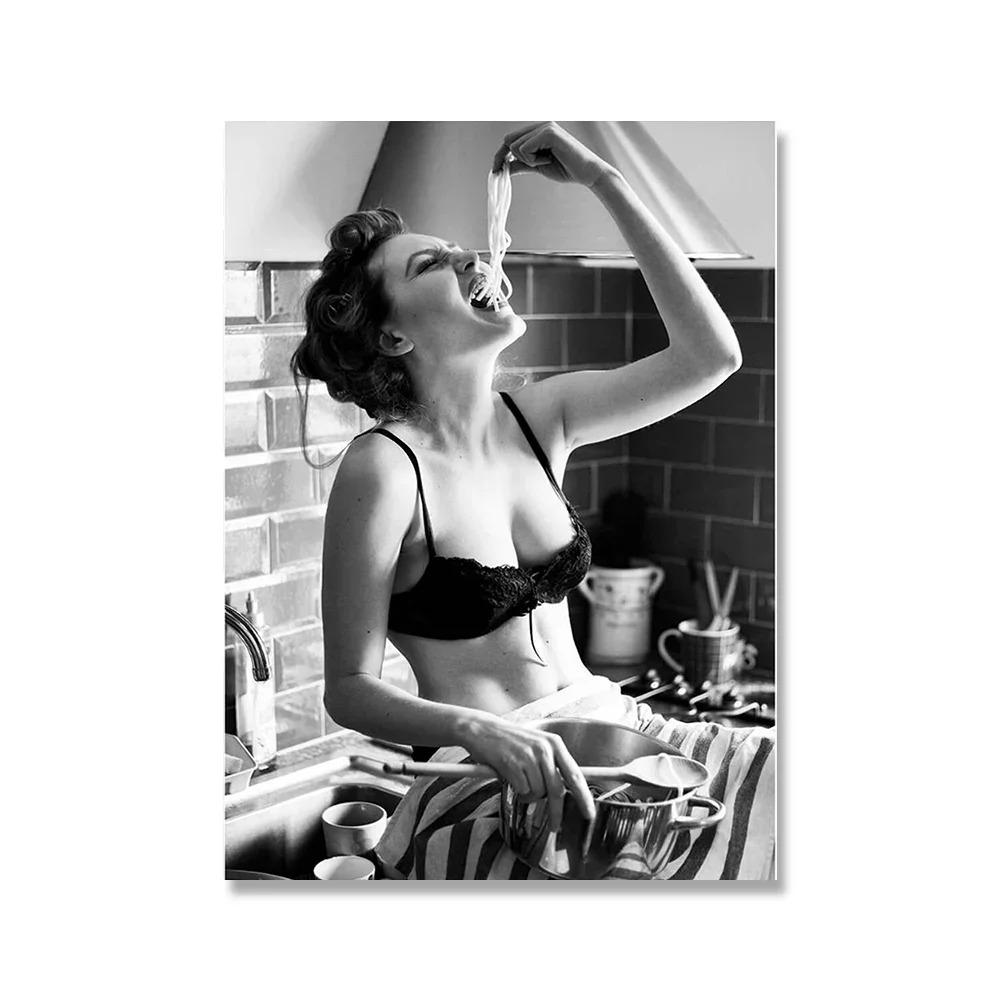 Black White Angel Wings Fashion Poster Nude Woman Wine Glass Canvas Print Painting Sexy Beautiful Girl Vintage Picture Home Deco