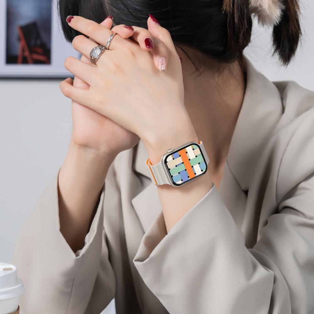 Простой силиконовый ремешок для часов Apple Watch Ultra 9 8 7 49 мм 45 мм 41 мм Силиконовый ремешок с магнитной застежкой для часов iWatch 6 5 4 SE 44 мм 40 мм 42 мм