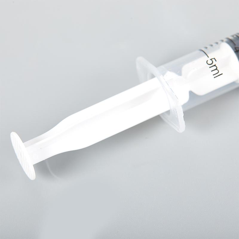 2 шт. пластиковый диффузор для духов, шприц для дозирования, необходимые косметические инструменты