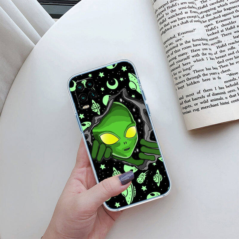 MH140 Space Alien UFO Phone Case for Motorola G34 G32 G31 G14 G15 G84 G62 E32 G24 G72 G71 G73 G85 G200 G60 G52 G51 G50 G42 G41 G32 G30