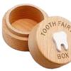 Коробочка для молочных зубов Деревянная круглая Коробка для хранения молочных зубов Футляр для хранения детских зубов Подарок на день рождения, крестины для мальчиков и девочек