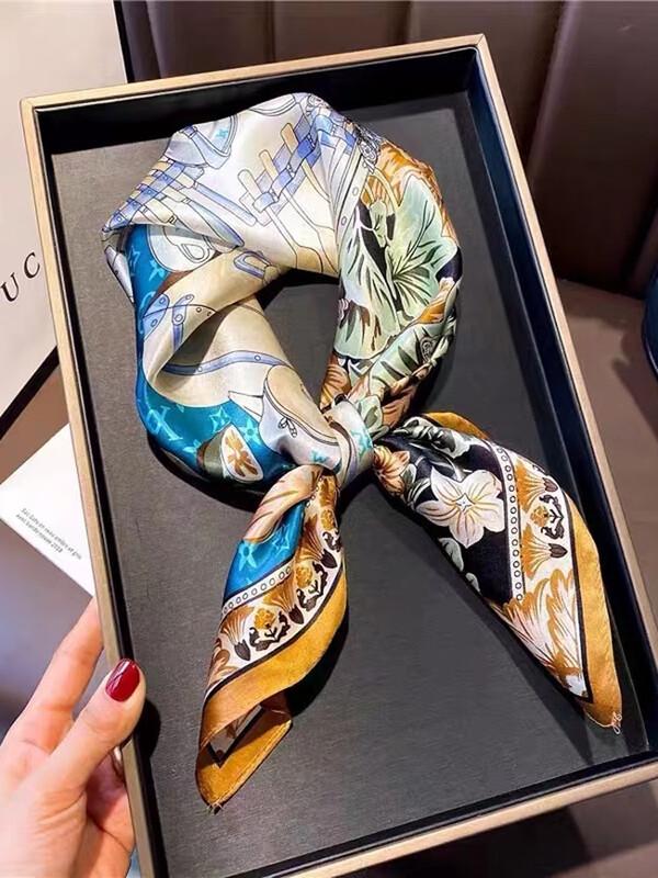 SIYUTANG 70cm Silk Square Scarf with Oil Painting Design