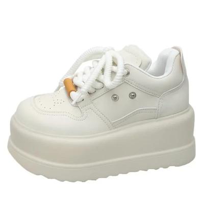 Модные женские кожаные толстые кроссовки, новые осенние повседневные туфли на высокой платформе, спортивные туфли для папы на шнуровке, женские туфли на танкетке 8 см, вулканизированные туфли для папы