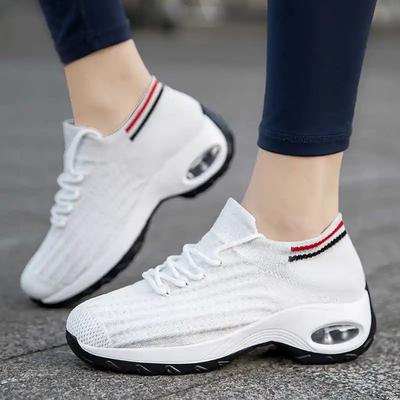 Женская обувь – Кроссовки