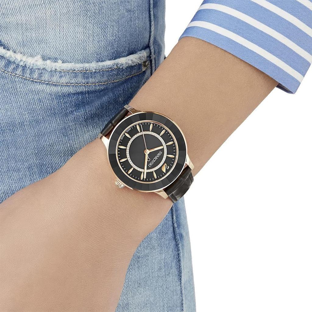 Swarovski 5414410 Octea Lux розовое золото женские часы