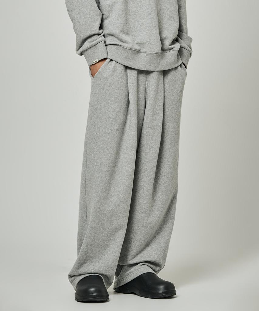 TRADCLUB Basic Single-Pleat Brushed Sweatshirt Wide Pants