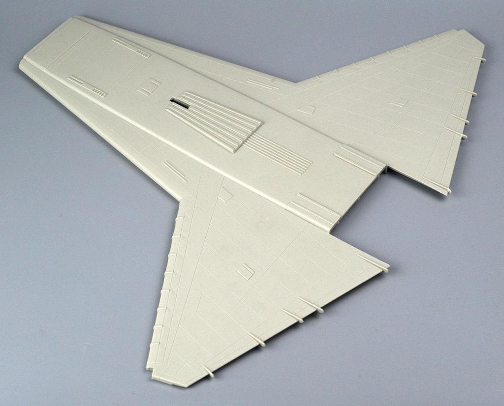 Platz Model A Space Odyssey Orion Space Clipper Scale Пластиковая модель Möbius 2001 1/72 MOE2001-11 (Космический корабль)