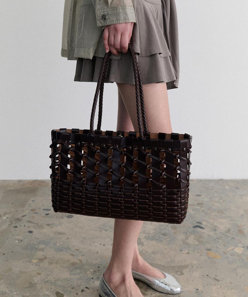 Andneeds Cava Weaving Bag (Dark Brown)
