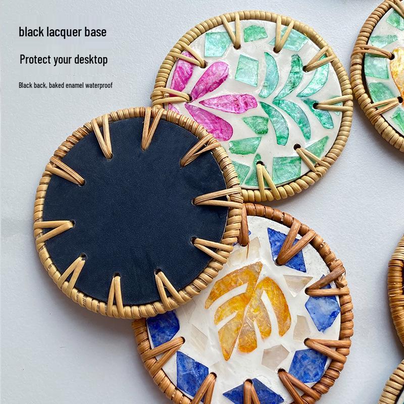 Набор чайника, чашки и подставки с изоляцией из ракушек для высококлассных отелей и ресторанов