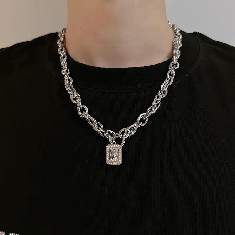 Unisex Copper Alloy Necklace Electroplated Durable Non-Fading Jewelry Sweater Chain Personalized Fashion Accessory