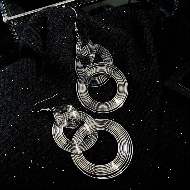 Fashion Personality Size Circle Earrings Exaggerated Temperament Long Circle Earrings Earrings Pendant