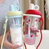 Летний пластиковый стакан большой емкости, маленький свежий стакан для чая с разделением, чашка для чая с цветами, высокая ценность, портативный стакан с соломинкой для девочек, стакан для воды