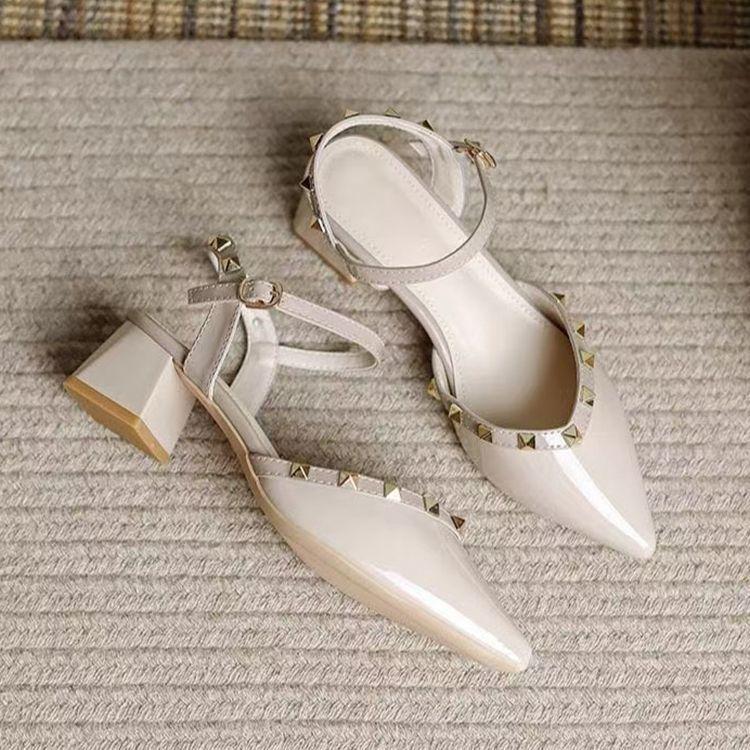 2025 Summer New French Thick Heel with Bag Head Sandals Women's Single Shoes Design Sense Niche Fashion High Heels