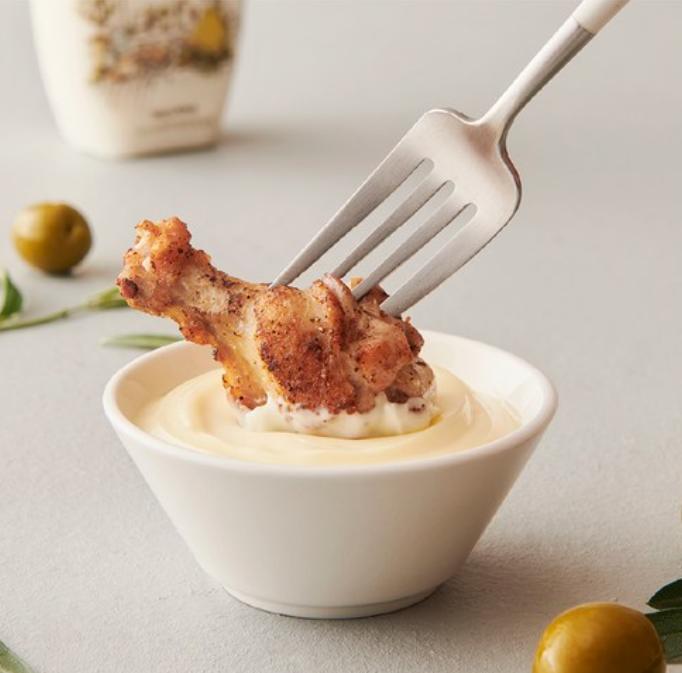 Extra Virgin Olive Oil Mayonnaise for Clean & Balanced Taste