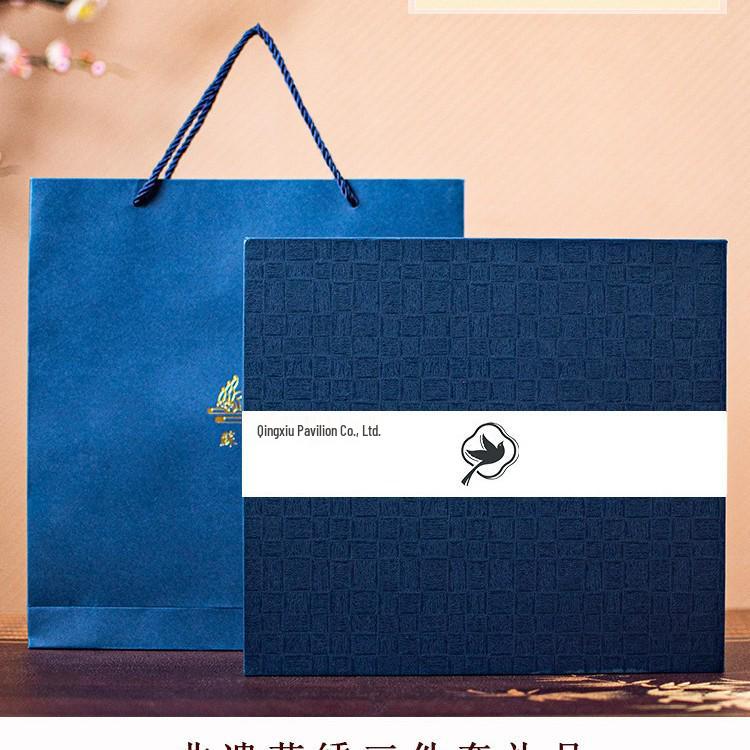 Китайский сувенир: Фигурка панды вышивка Сучжоу Подарок