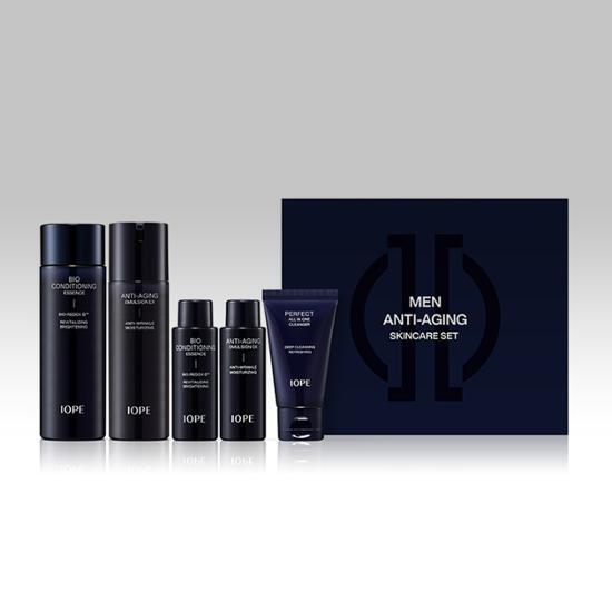 Iope Мужской костюм-двойка (эссенция 145 мл + эмульсия 120 мл + 3 миниатюры в комплекте)