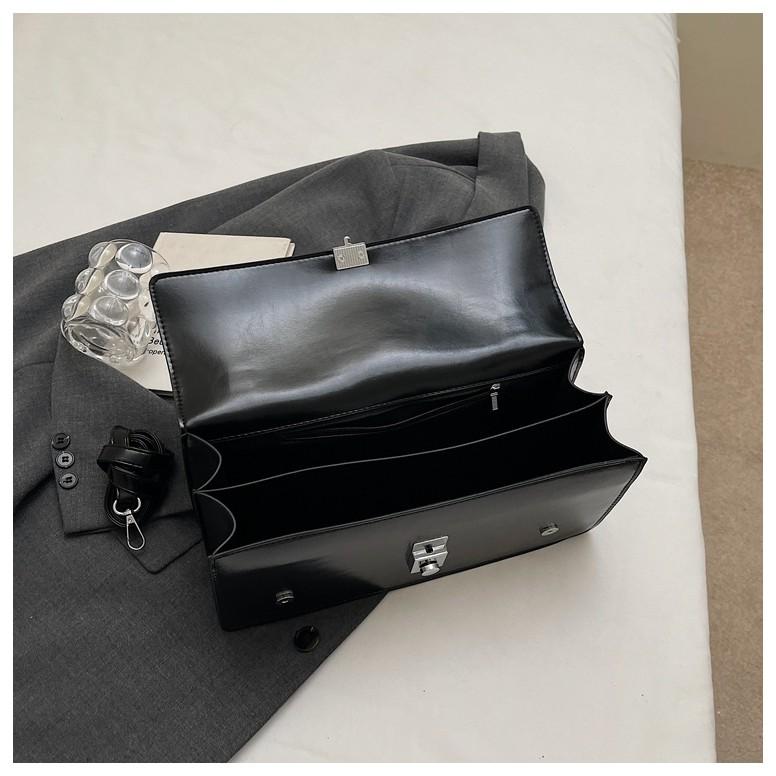 Ielgy Autumn Winter Hundred Retro Fashion One-Shoulder Messenger Bag Ladies Small Square Bag