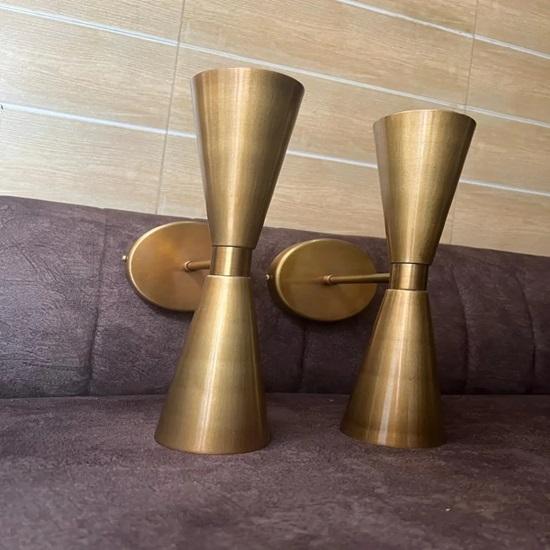 Настенный бра в стиле модерн середины века с двойным конусом, минималистичный светильник для туалетного столика