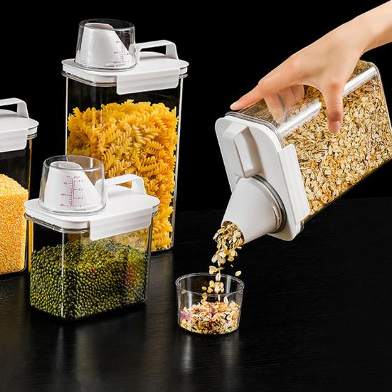 Storage Box Transparent Airtight Container with Ergonomic Grip BPA Free Leakproof Large Capacity Sealed Flour Sugar Container