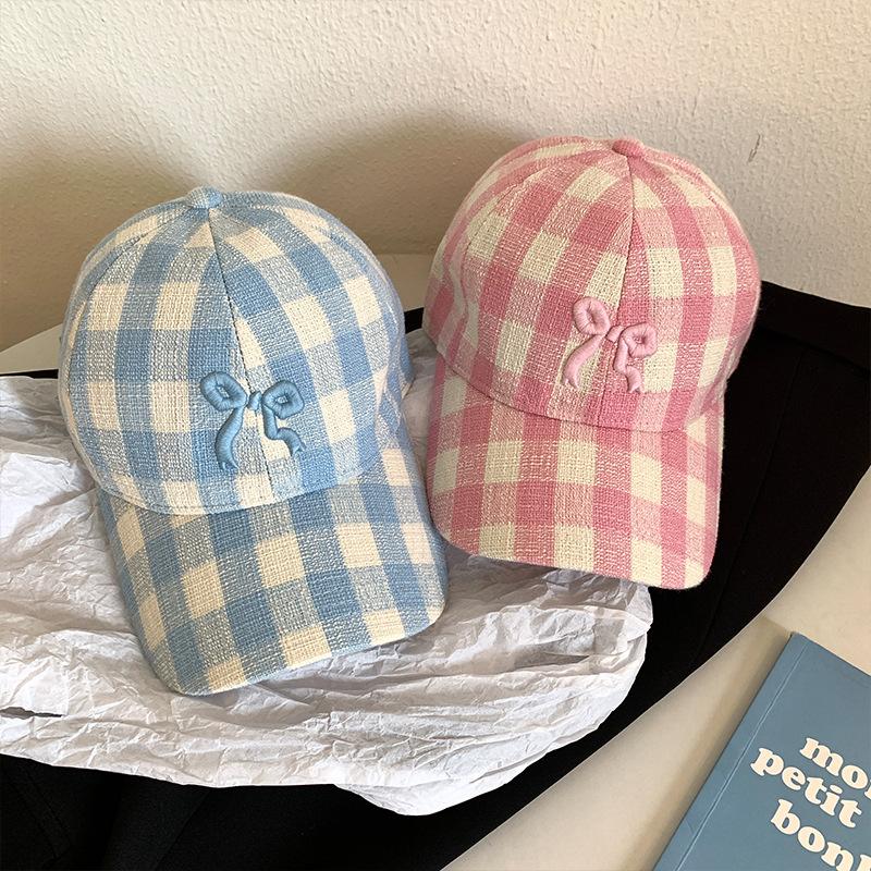 Women's original versatile sweet bow embroidered baseball cap, spring and summer Korean style plaid duckbill cap that makes the face look smaller