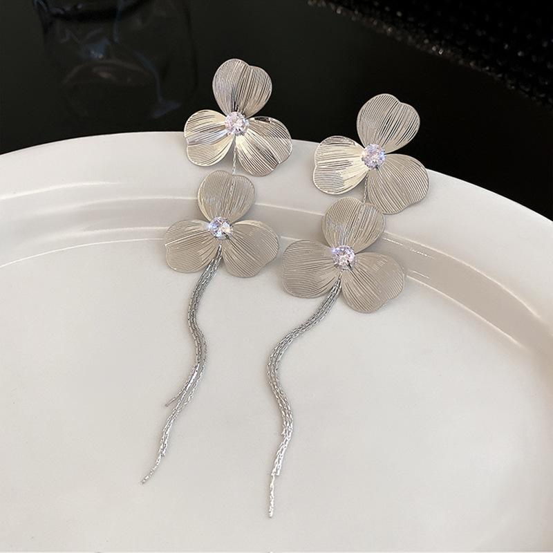 Fashion Creative Flower Women's Earrings