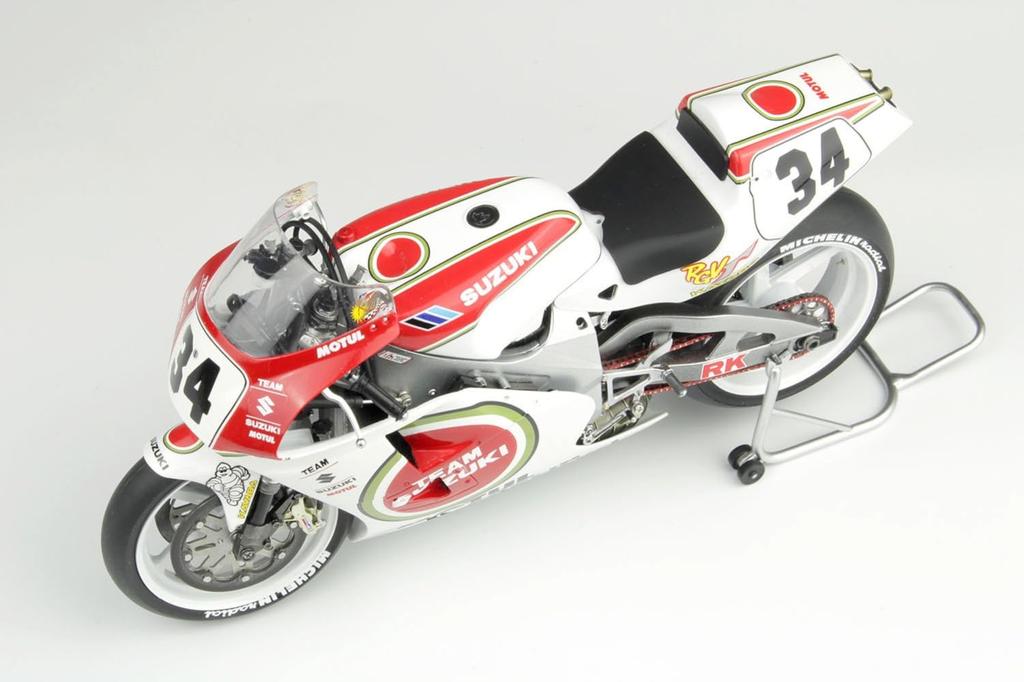 Suzuki 1993 WGP500 Champion Plastic Model Kit BX13001 PLATZ/BEEMAX 1/12 RGV- (XR79)