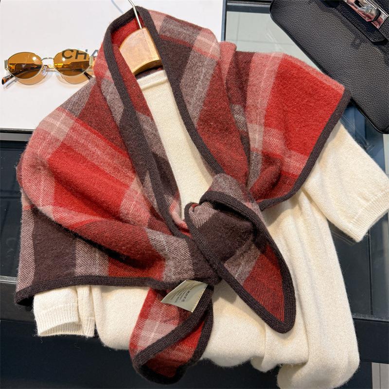 Handmade Hemming Grid 100 Wool Scarf Women's Winter Triangle Scarf Style Shawl Warm Scarf Dual-purpose